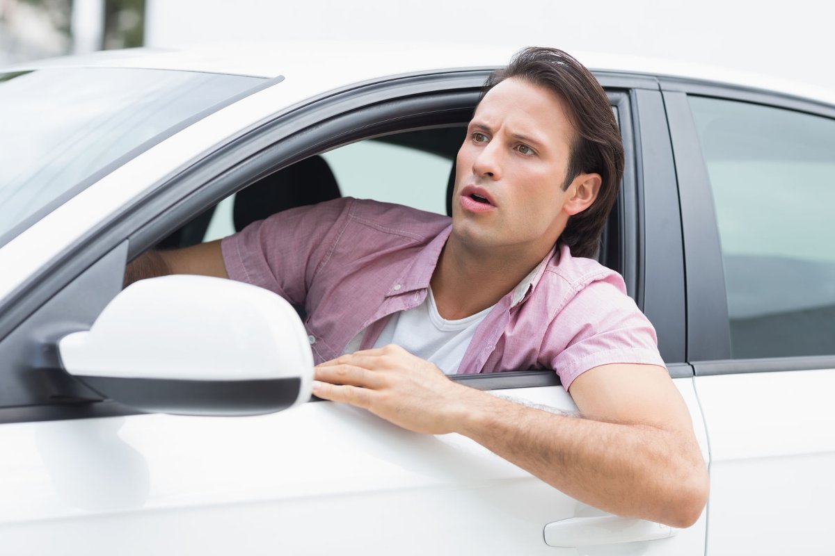 Korki w Warszawie? Nie tym razem. Tysiące kierowców nie radzą sobie z chaosem miasta bez korków