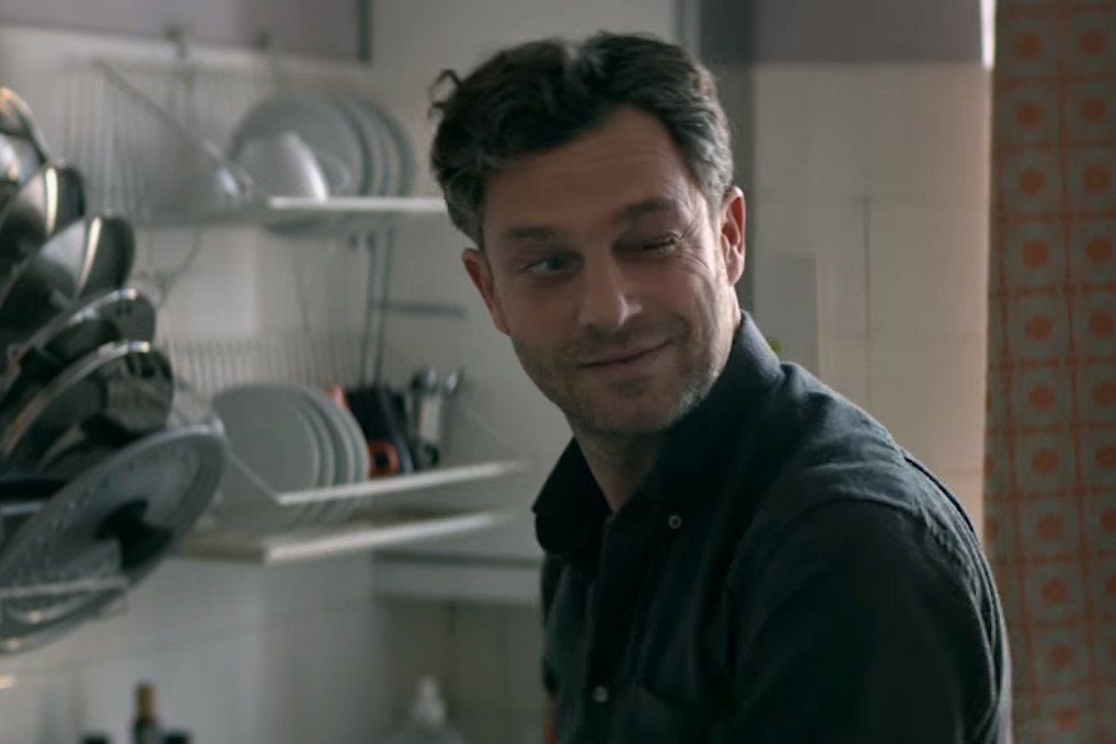 – Dobrze pamiętam ten namiętny błysk w oku, to uwodzicielskie spojrzenie i ten zabójczy urok Damięckiego, kiedy grał uwodziciela i domniemanego oszusta podatkowego – twierdzi Patrycja po seansie "Podatku od miłości".