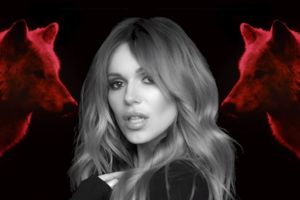 Takiego ujęcia nie ma w klipie, ale mogłoby być.