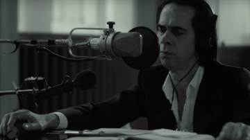 Nick Cave po połknięciu całego dorobku Rihanny.