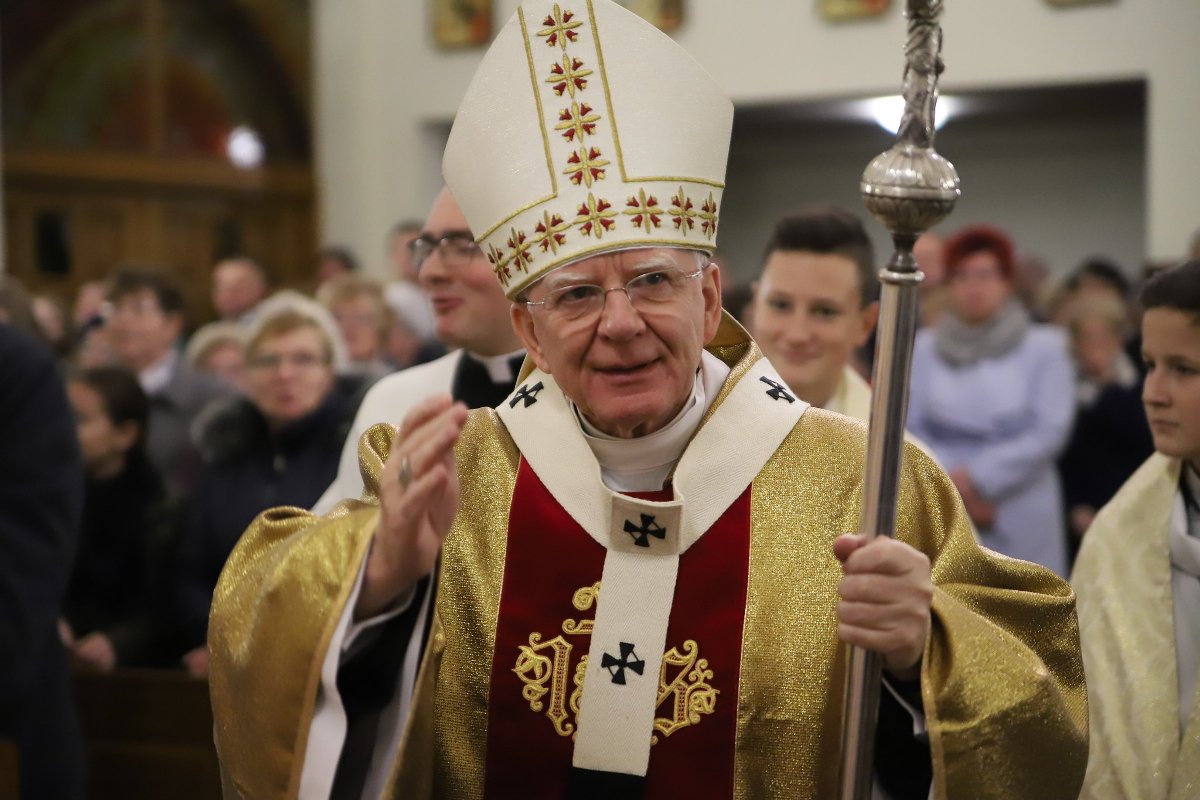 Schizma W Kościele. Nowy Papież Polski Nie Obraża Uczuć Religijnych 