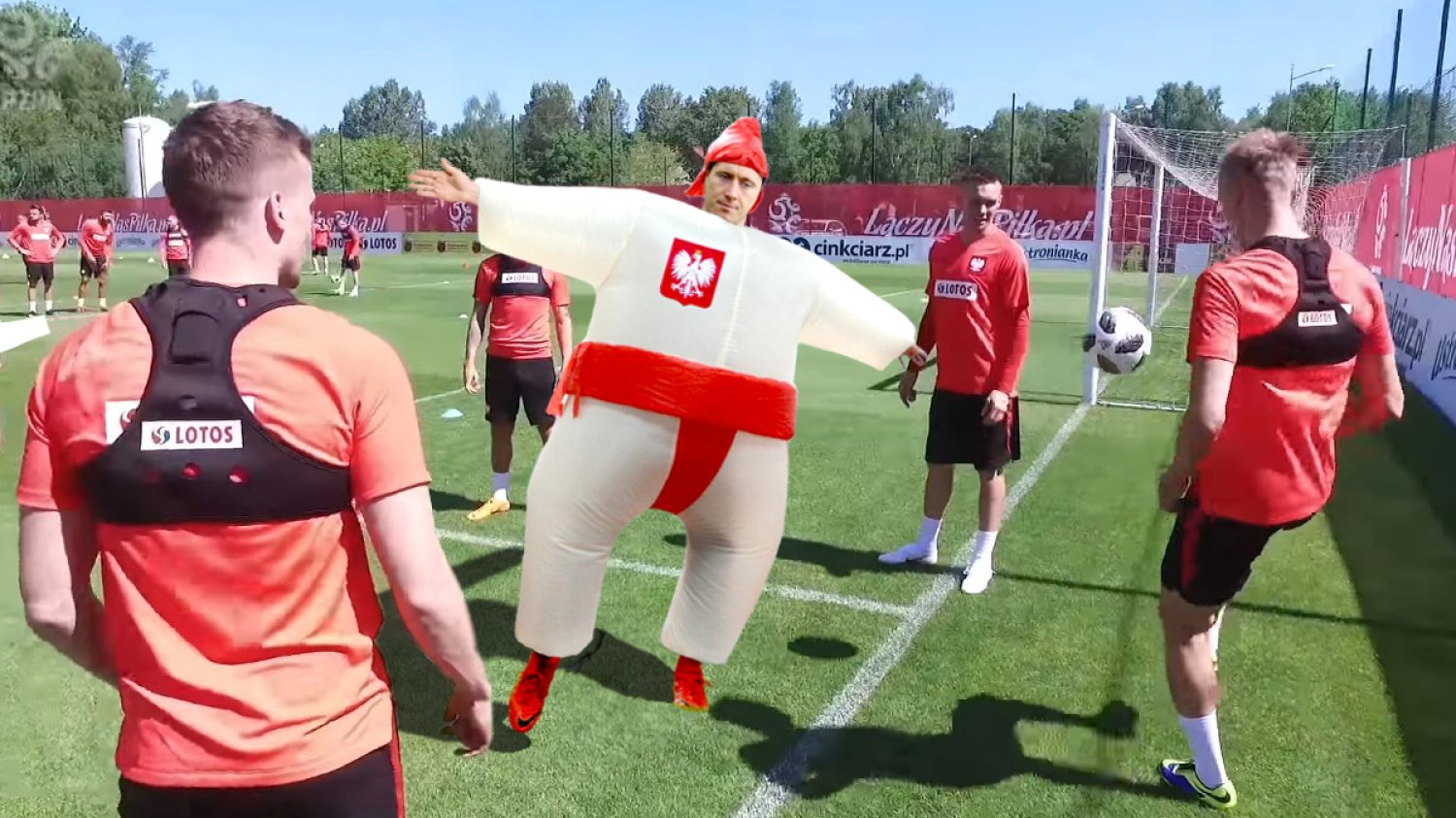 Robert Lewandowski na treningu.