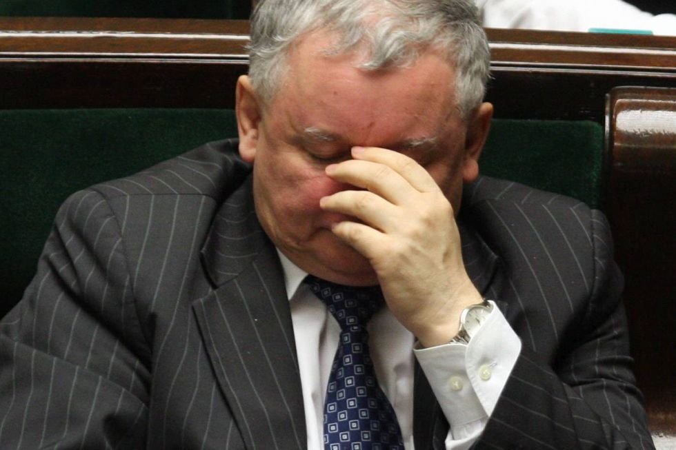 36. rocznica spania do południa nareszcie zyskała właściwą oprawę. Obchody tego wybitnego manewru Jarosława Kaczyńskiego trwają w całym kraju.