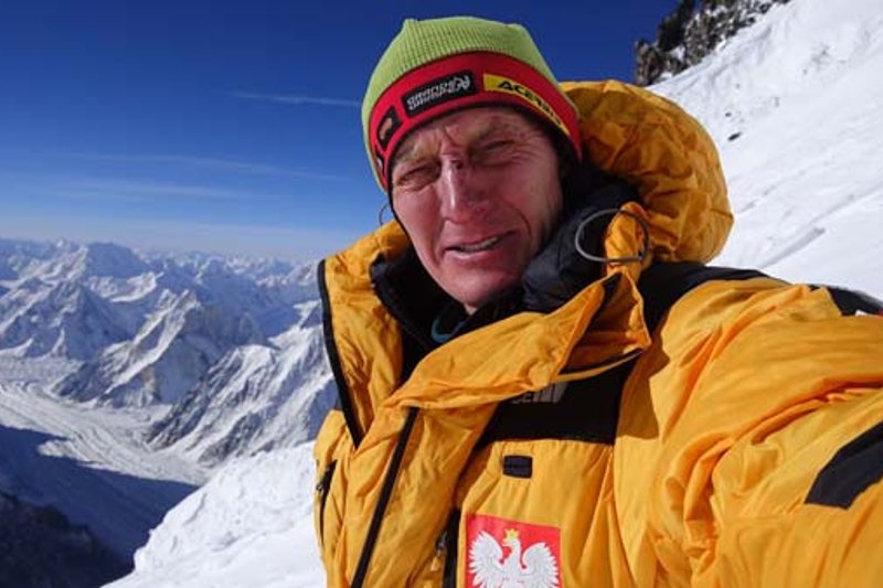 Denis Urubko czekał na szczycie K2 na kolegów, ale nie przyszli.