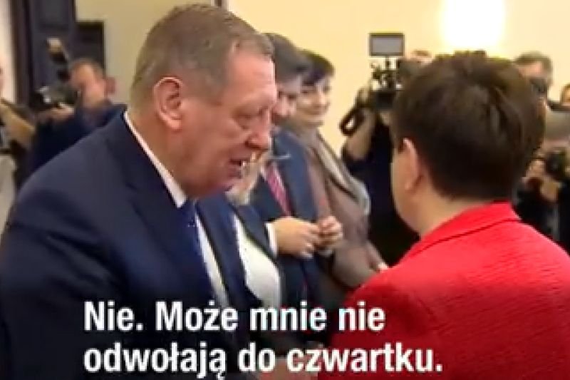 Beata Szydło "żartuje" ze swojego odwołania.