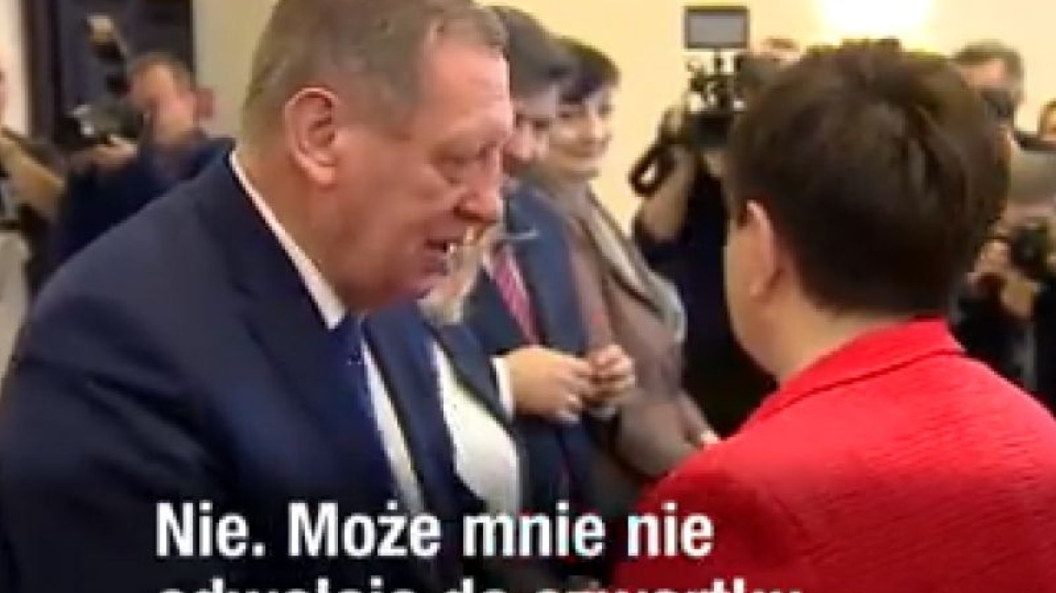 Beata Szydło "żartuje" ze swojego odwołania.
