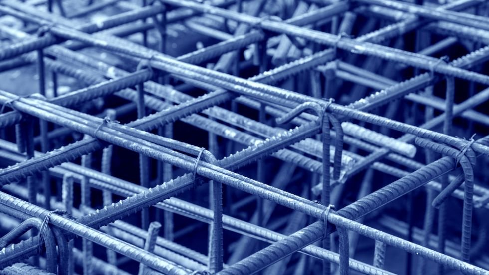 Wolny wybieg nie działa. Czas na chów klatkowy w firmach - apelują pracodawcy.