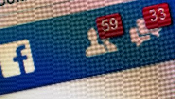 – To nie chodzi o Was, tylko o Wasze posty – uspokaja Mark Zuckerberg.