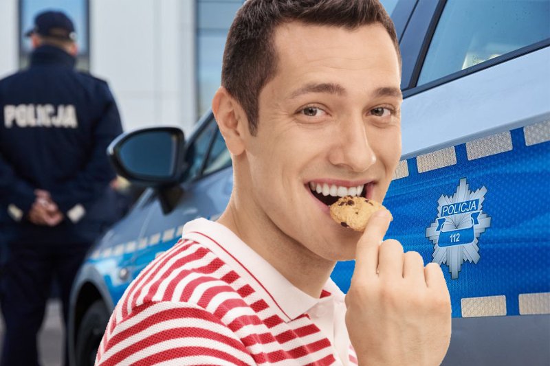 19-latek został przyłapany na kradzieży ciastek, bo umorusał się czekoladą.